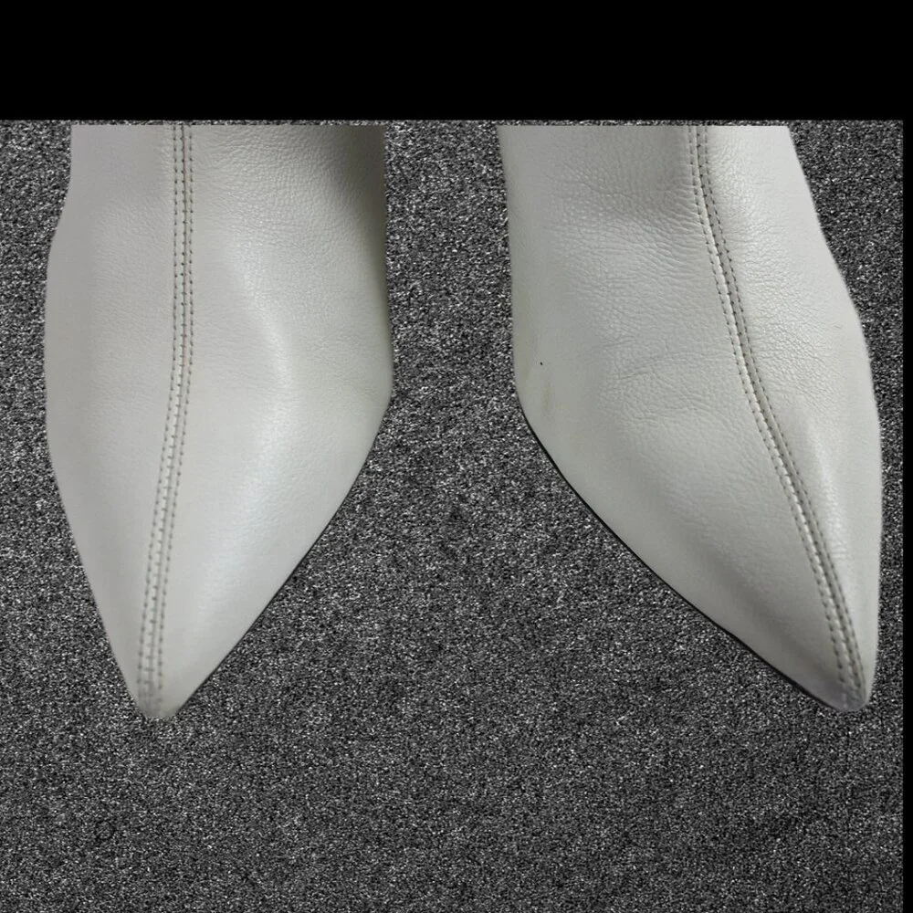 Paul Andrew Mangold Handmade Italy White Leather Bootie, Size 36.5  (US 6.5)